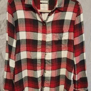 American Eagle Outfitters Red and Black Plaid Shirt